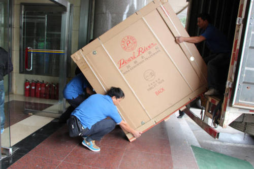 西秀钢琴贵重工艺品无忧运